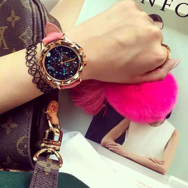 Carved Blue Starry Leather Strap Women's Watch