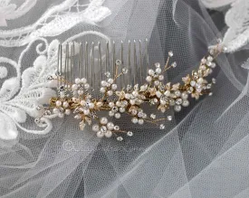 Delicate Wedding Hair Comb with Pearls