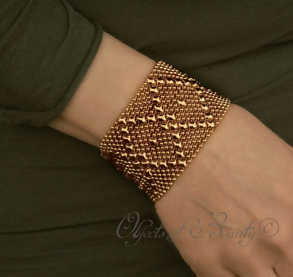 Golden Diamond Stream SG Liquid Metal Bracelet