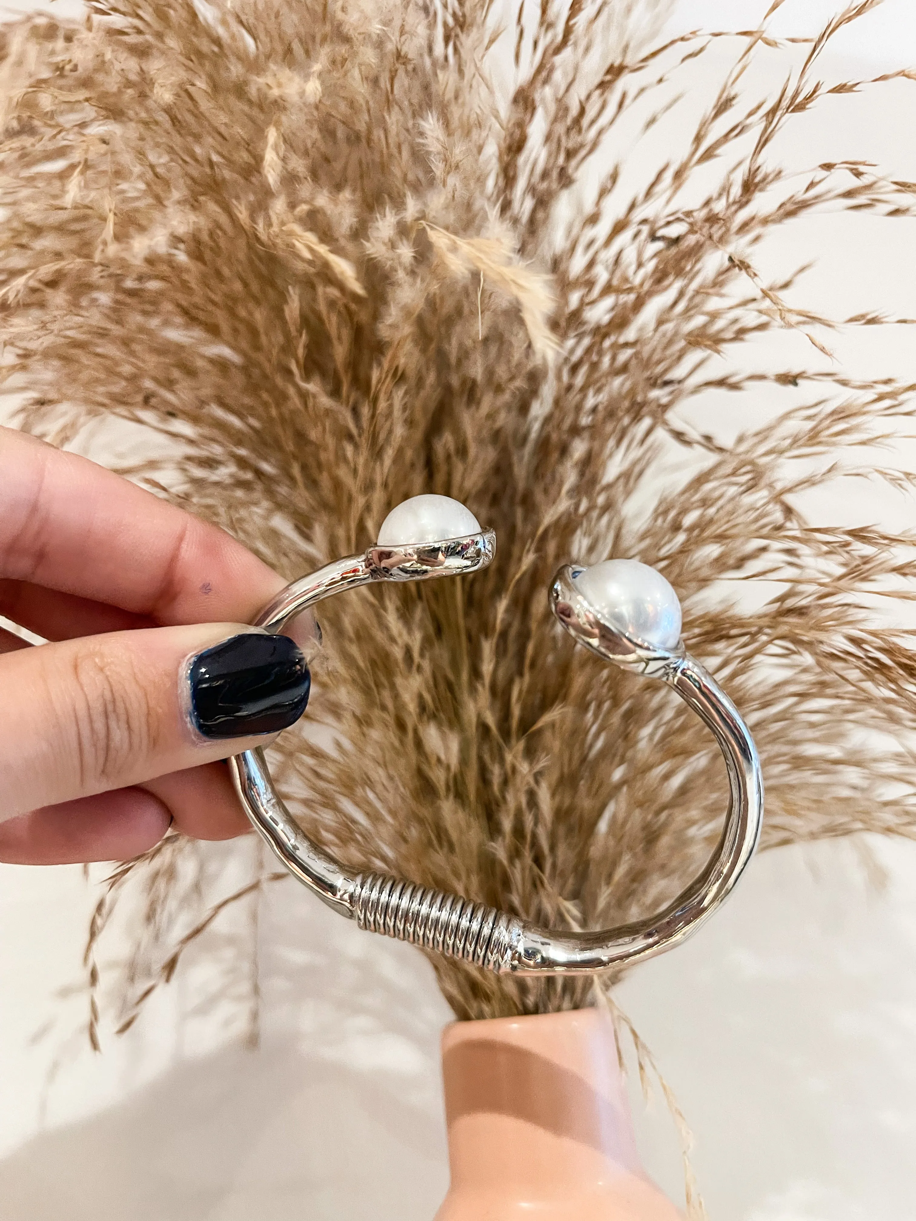 SILVER METAL PEAR BRACELET