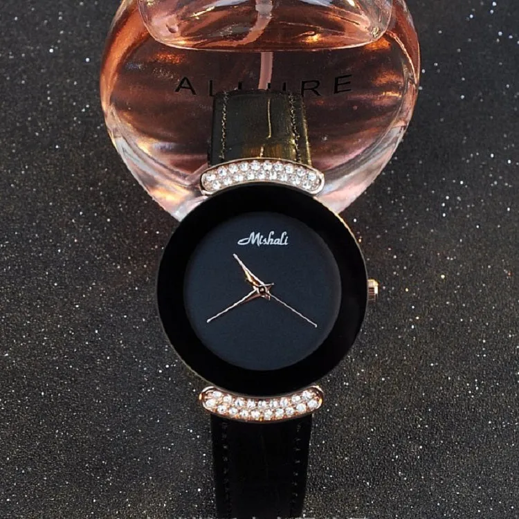 Simple Round Dial Durable Women's Watch
