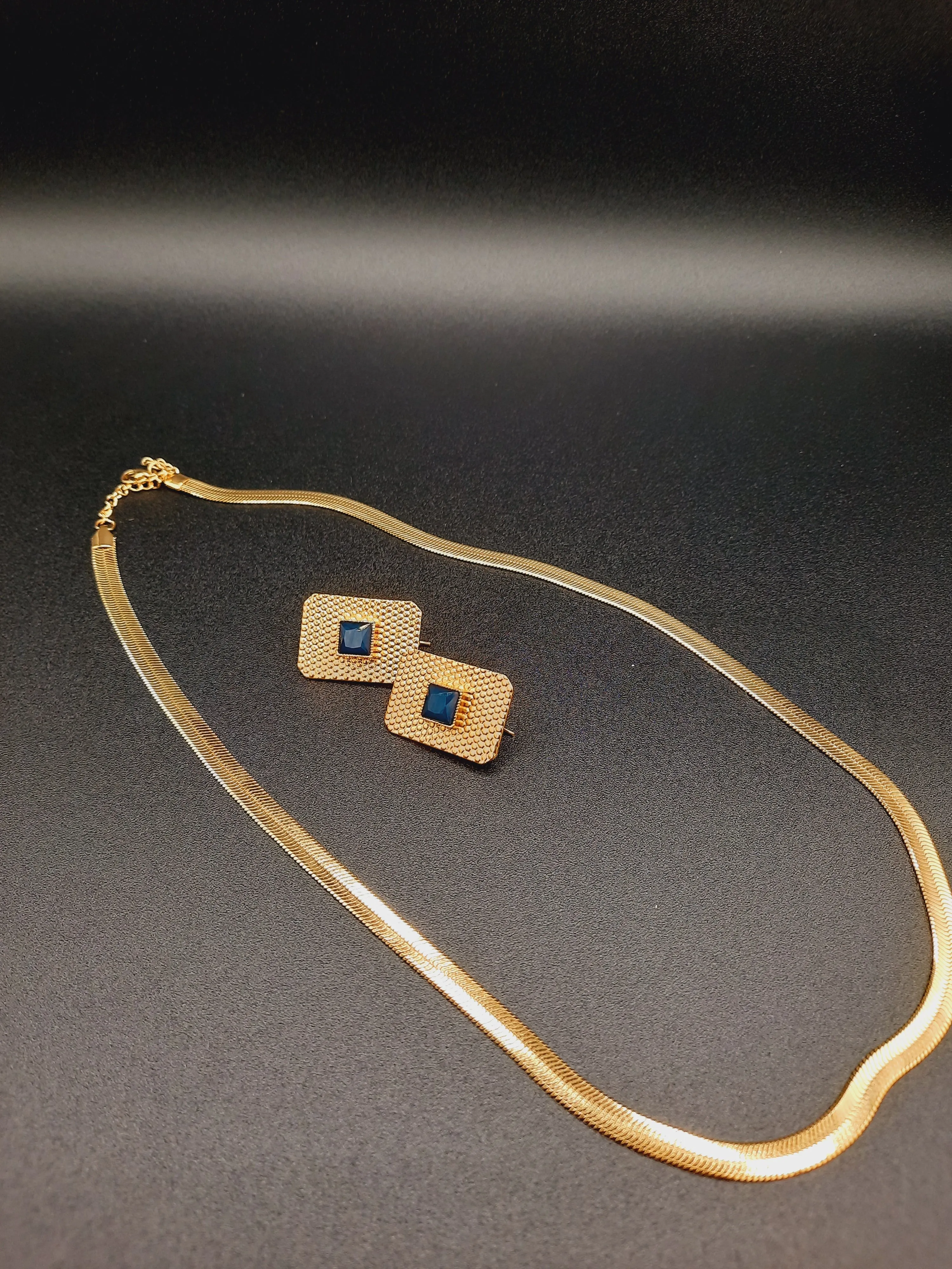 Square flat Waterproof material earrings in colored stone with waterproof chain necklaces