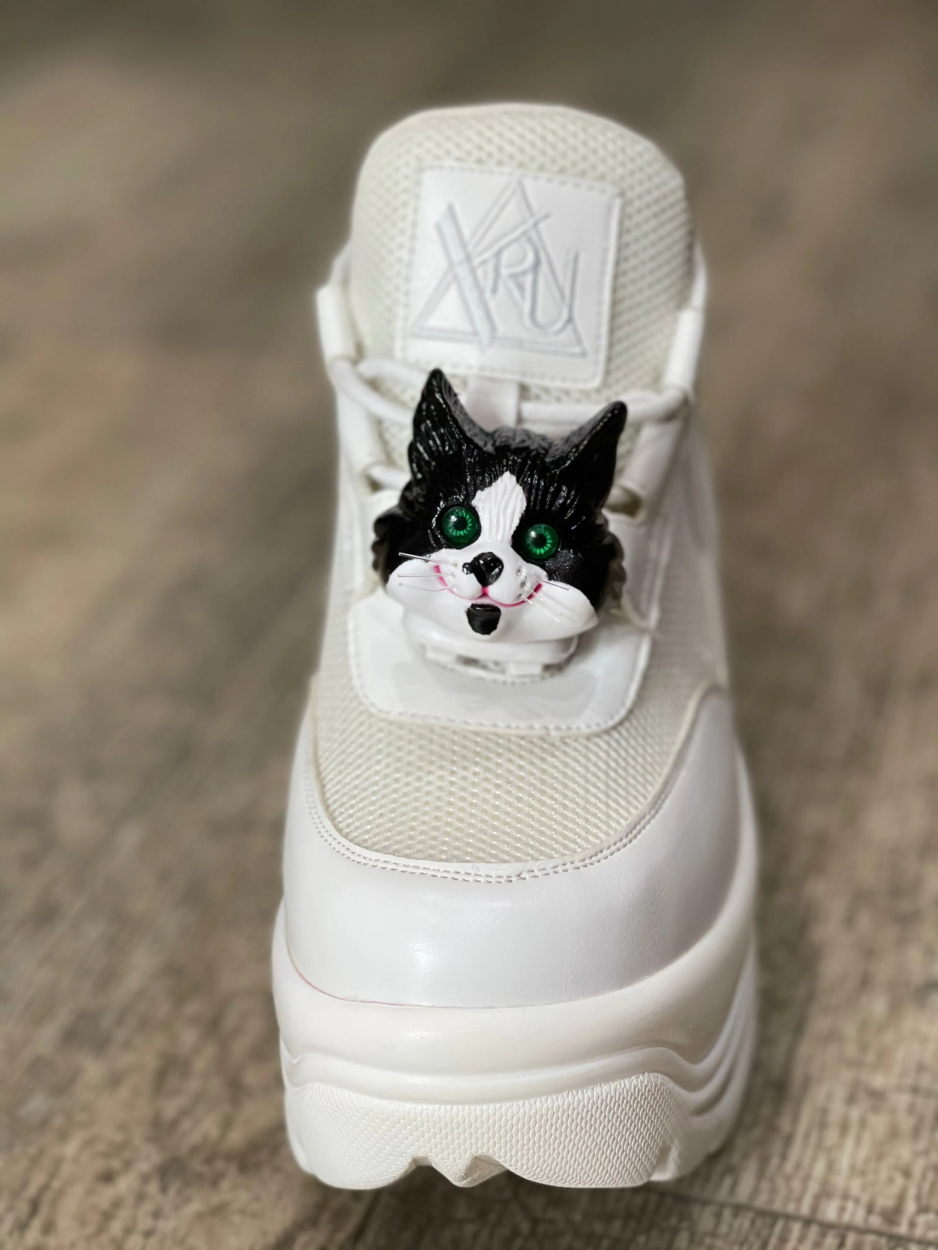 Vintage 80s Kitty Cat Head Shoelace Clip